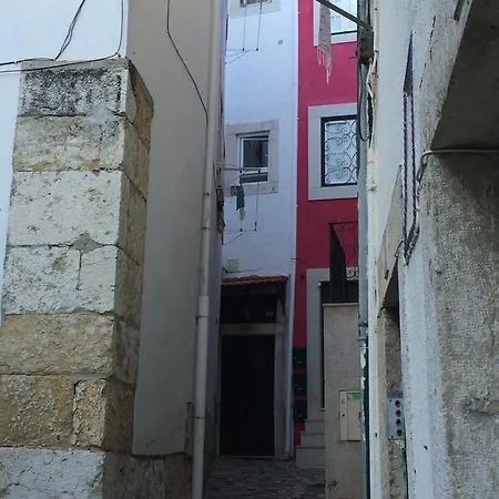 Alfama's Nest Adica Patio *
